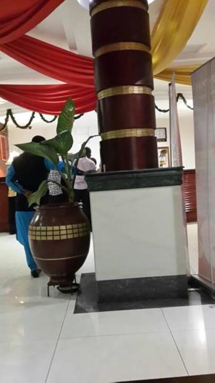 金色郁金香库马西市酒店 外观 照片