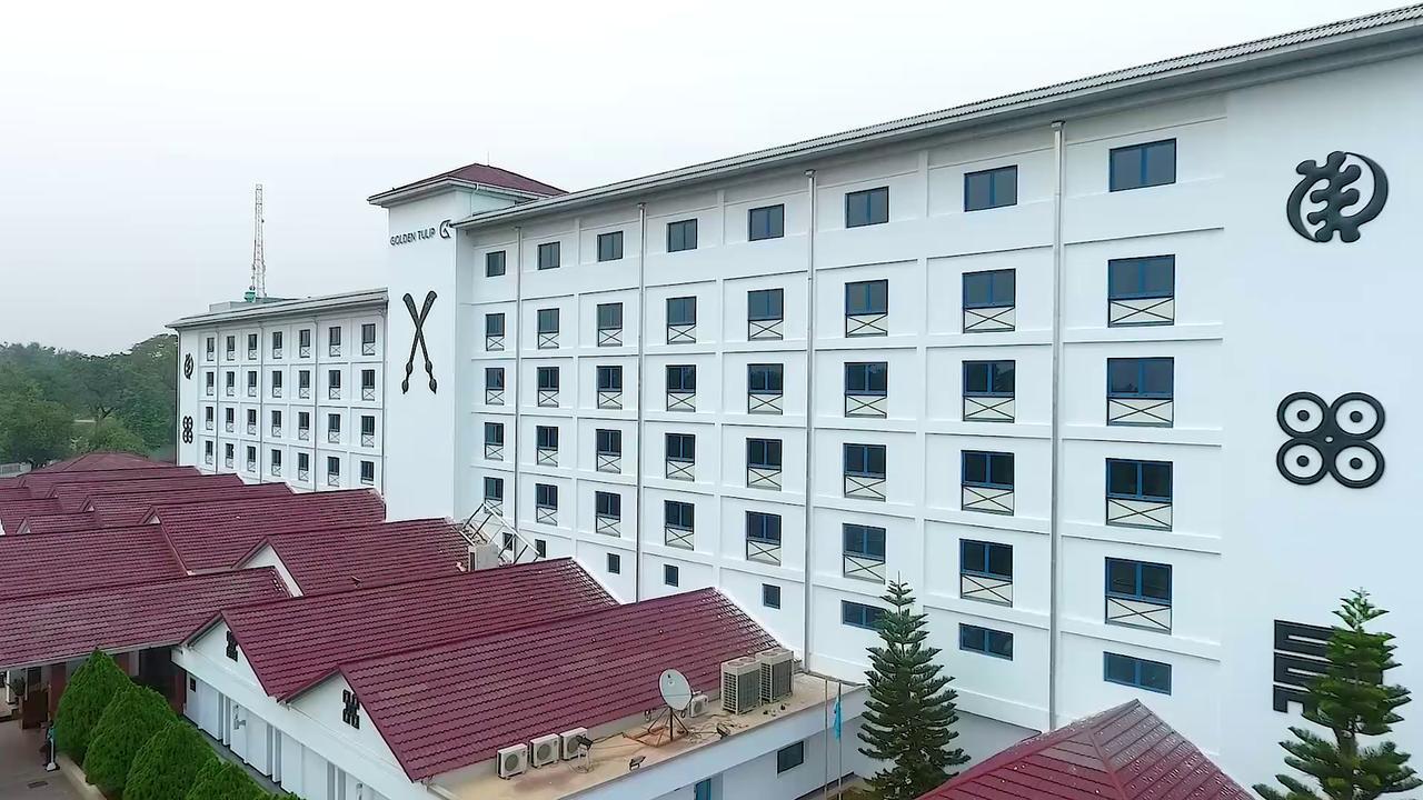金色郁金香库马西市酒店 外观 照片